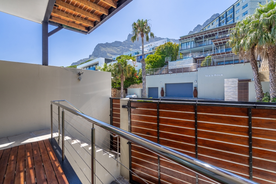 6 Bedroom Property for Sale in Camps Bay Western Cape